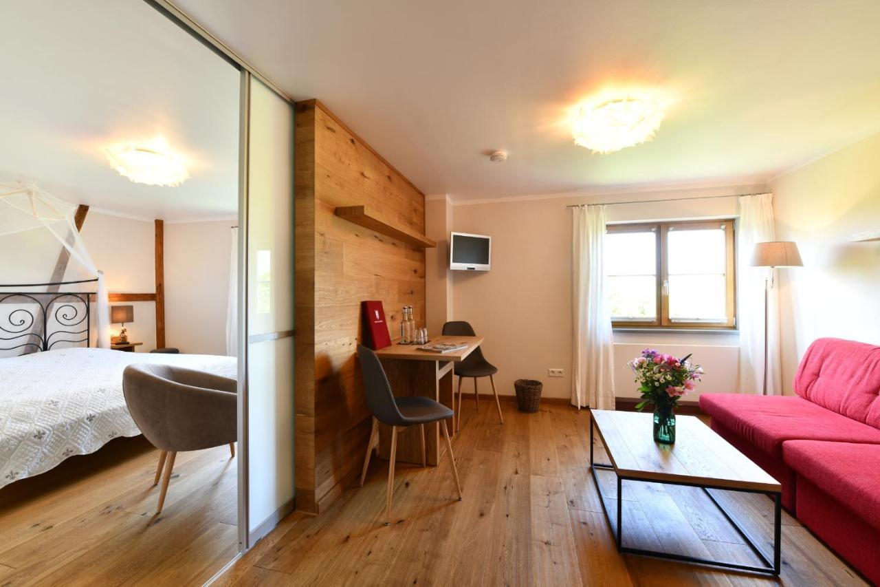 Montfort-schloessle Hotel