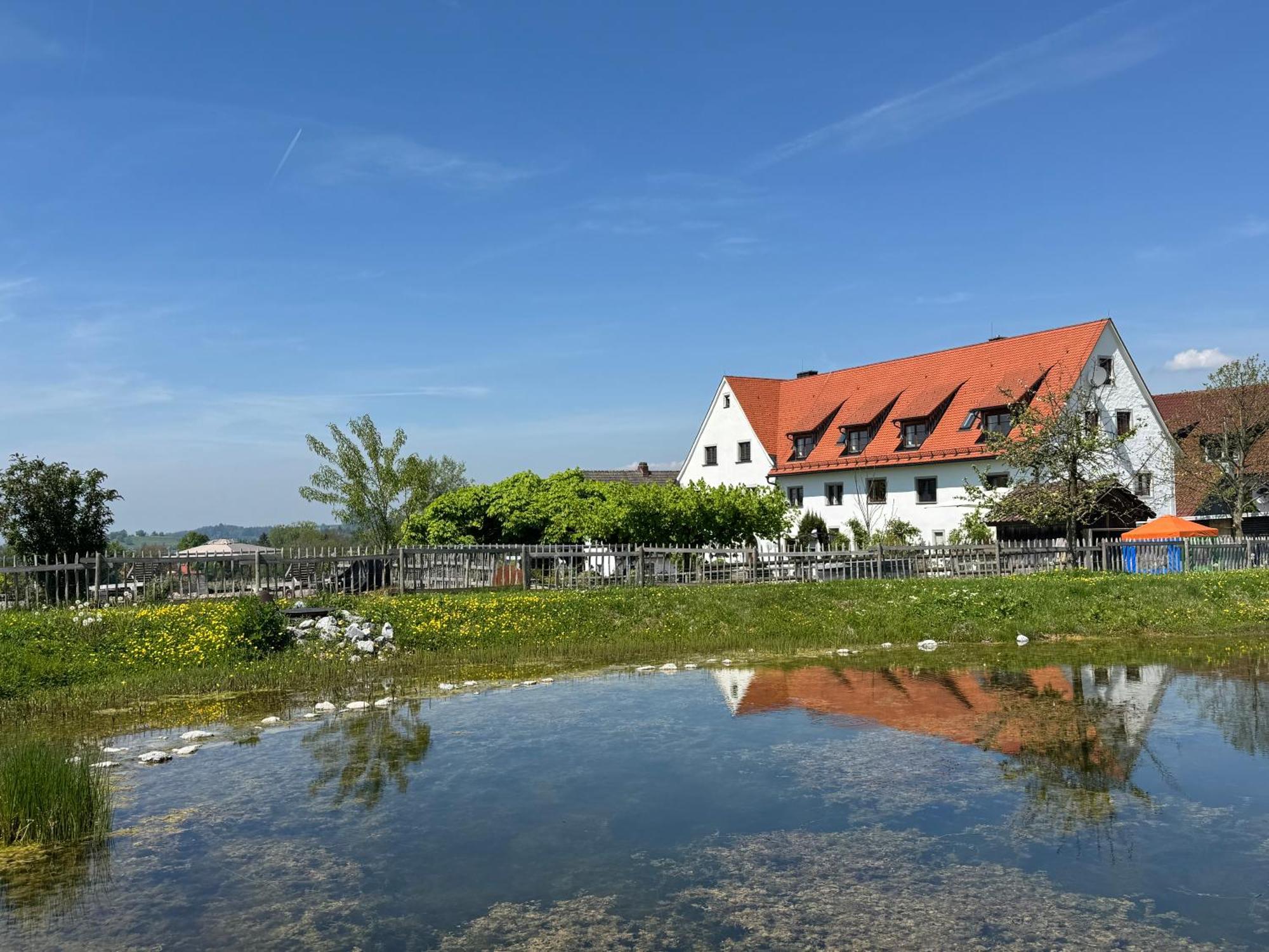 Montfort-schloessle Hotel *